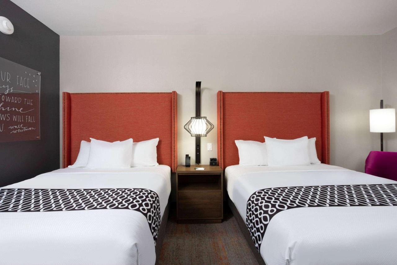 La Quinta Inn&Suites by Wyndham Pflugerville Extérieur photo