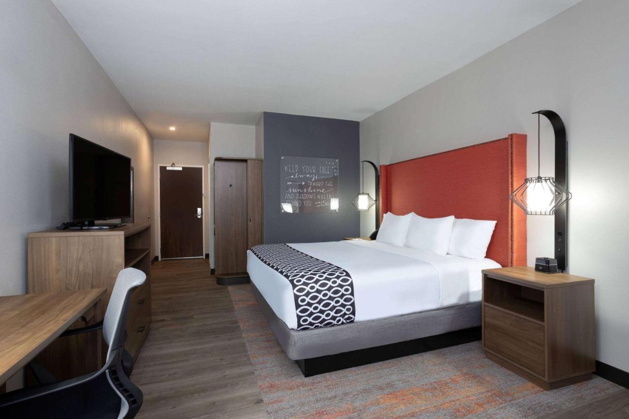 La Quinta Inn&Suites by Wyndham Pflugerville Extérieur photo