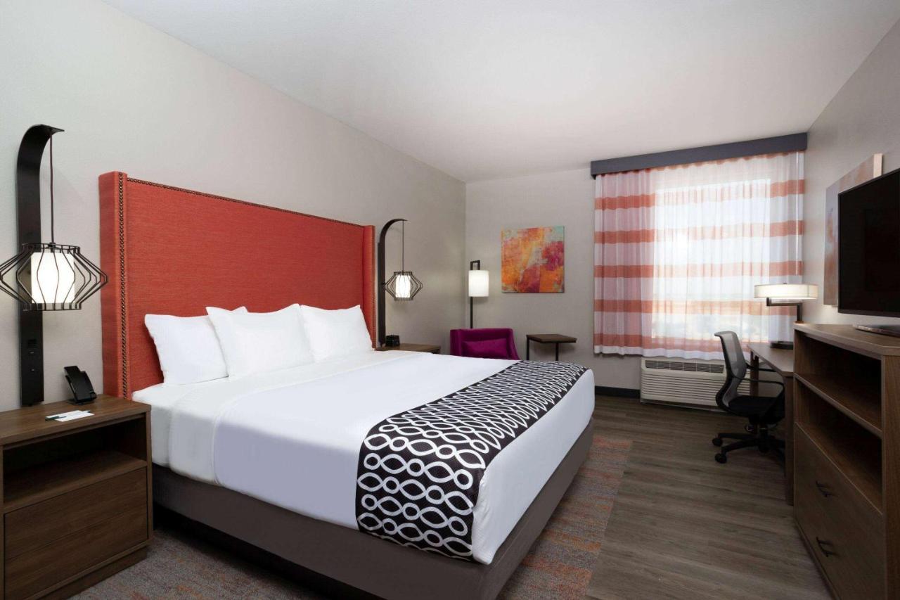 La Quinta Inn&Suites by Wyndham Pflugerville Extérieur photo