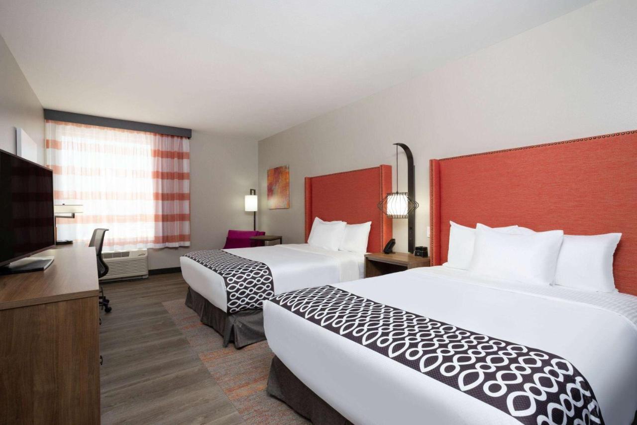 La Quinta Inn&Suites by Wyndham Pflugerville Extérieur photo