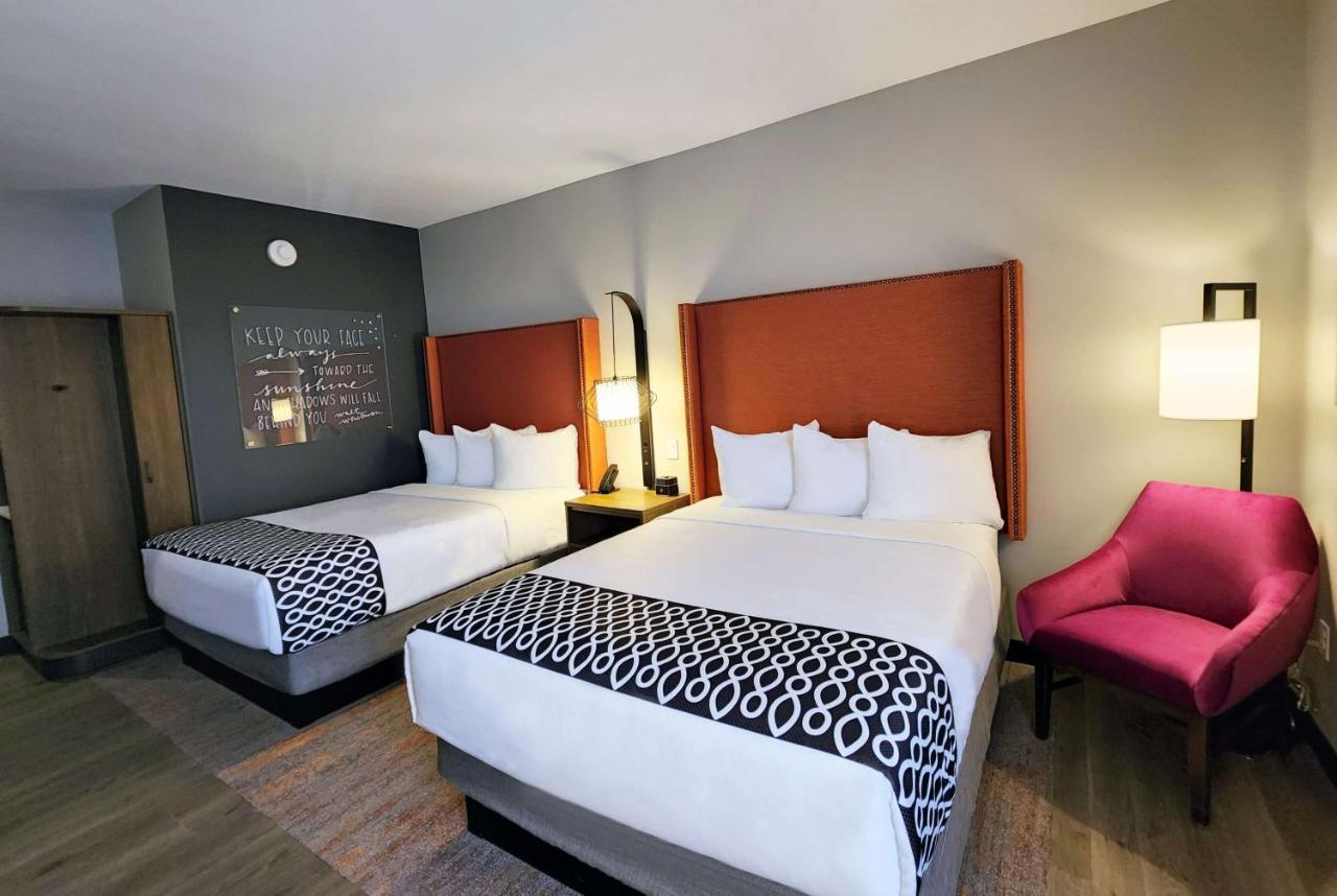 La Quinta Inn&Suites by Wyndham Pflugerville Extérieur photo